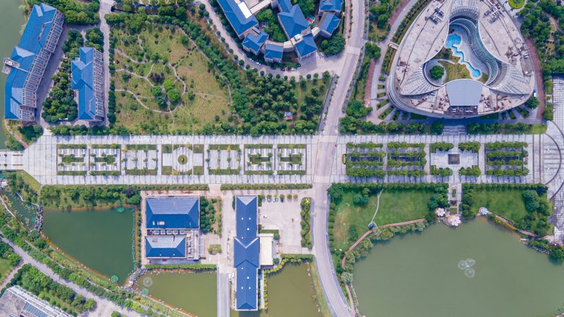 揭秘深圳电子科技公司加盟费：加盟前必知要点